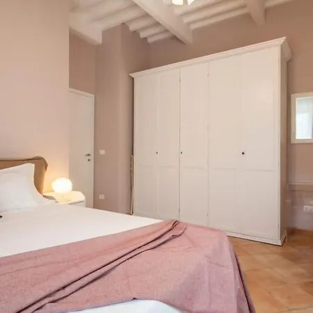 Lh Elenas Terrace Apartment Terricciola