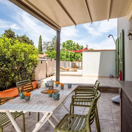 Lh Elenas Terrace